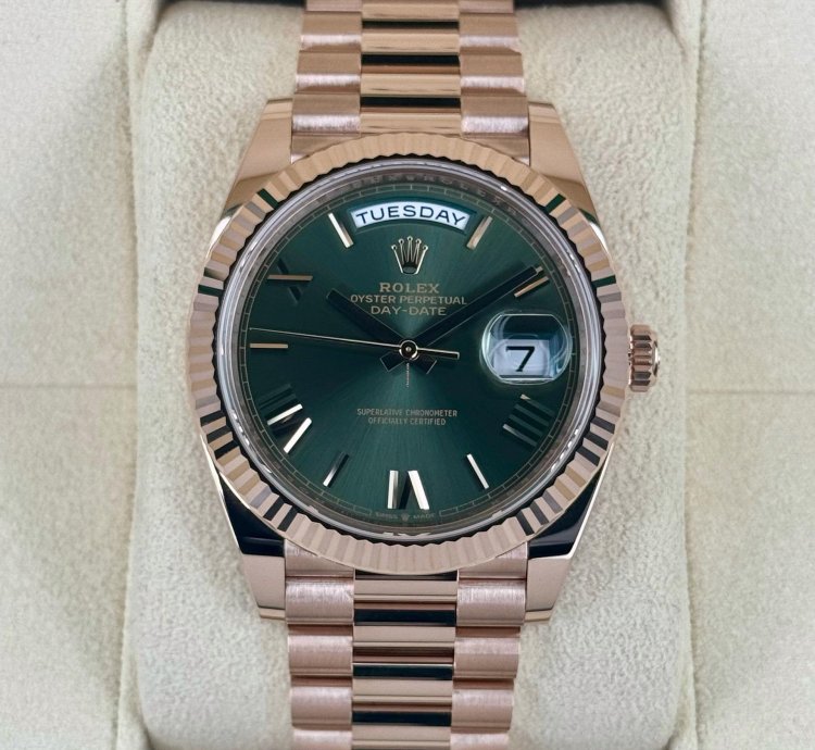 Rolex Day-date 40 New 2025 Day-date 40mm 228235 Presidential Rose Gold Olive Green Dial