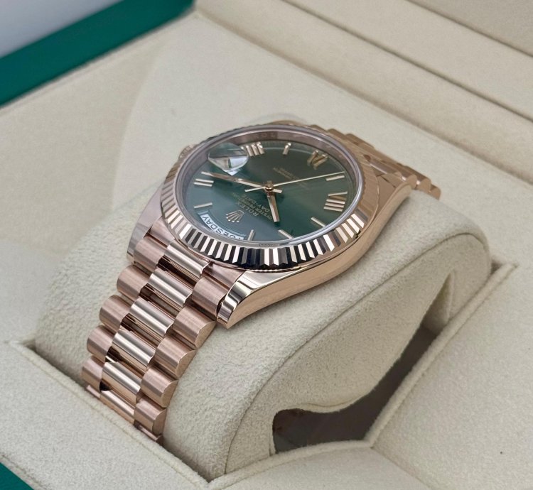 Rolex Day-date 40 New 2025 Day-date 40mm 228235 Presidential Rose Gold Olive Green Dial