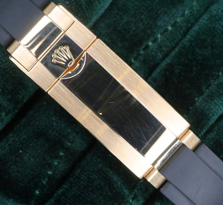 Rolex Daytona Mint Complete Set Daytona Yml Pikachu Champagne Dial Gold Ceramic 126518ln-0011
