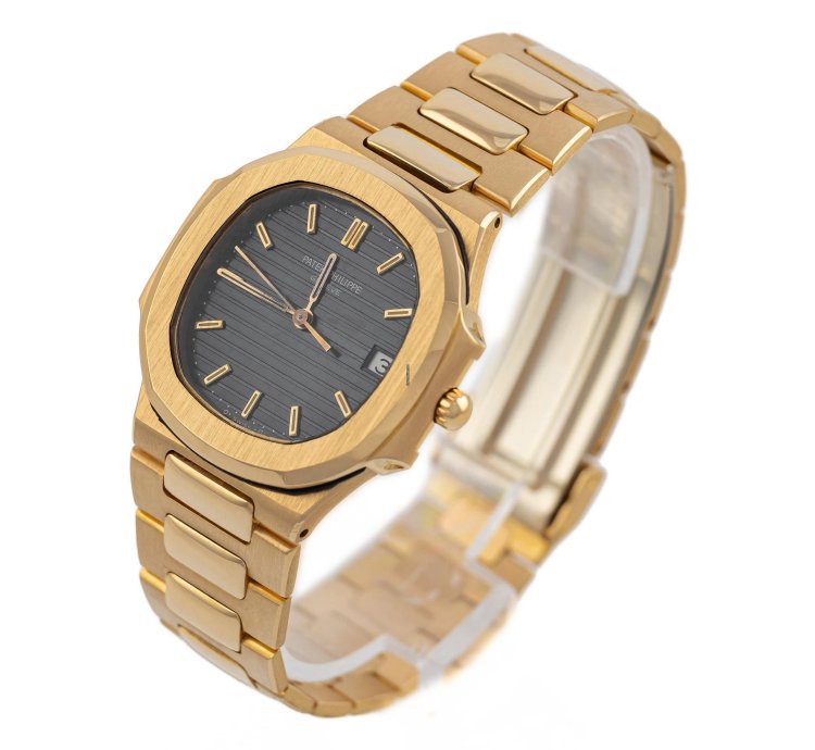 Patek Philippe Nautilus Gold 18k 33mm Ref 3900 001 Full Set 1987