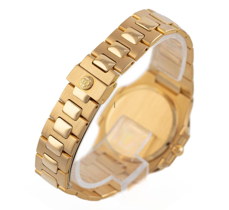 Patek Philippe Nautilus Gold 18k 33mm Ref 3900 001 Full Set 1987