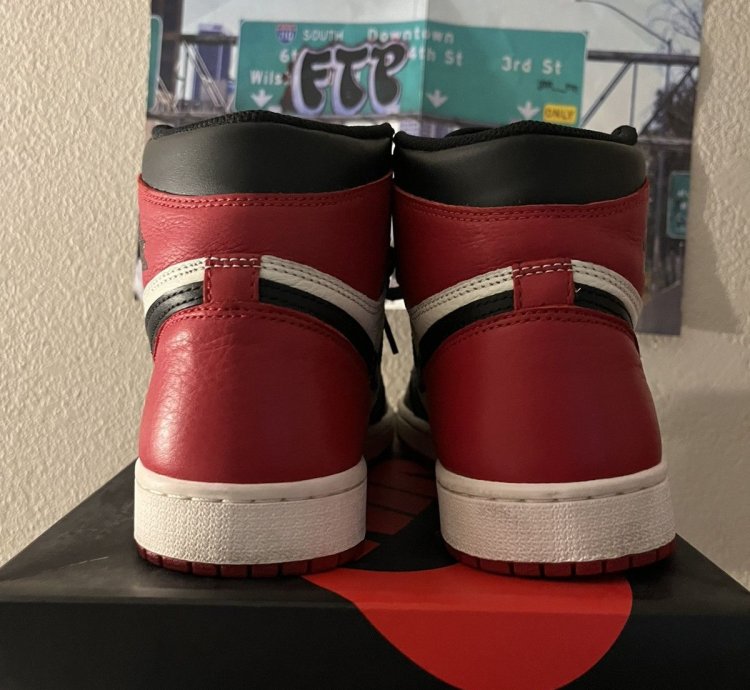 Jordan 1 Bred Toe