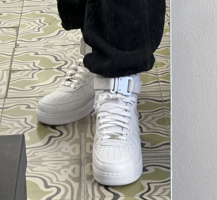 1017 Alyx 9sm Nike Air Force 1 High Rollercoaster Buckle