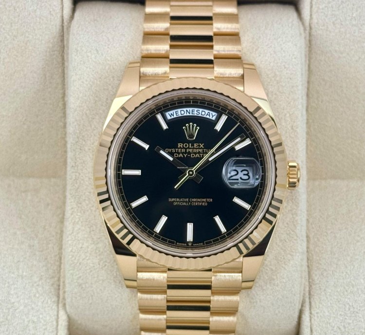 Rolex Day-date 40 New 2025 Day-date 40mm 228238 Presidential Black Dial