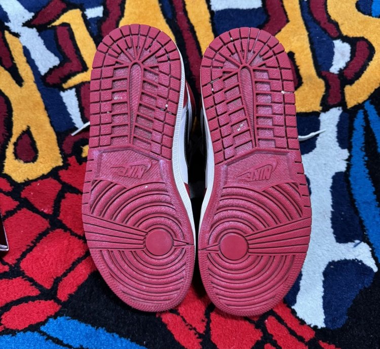 Jordan 1 Chicago- Lost And Found