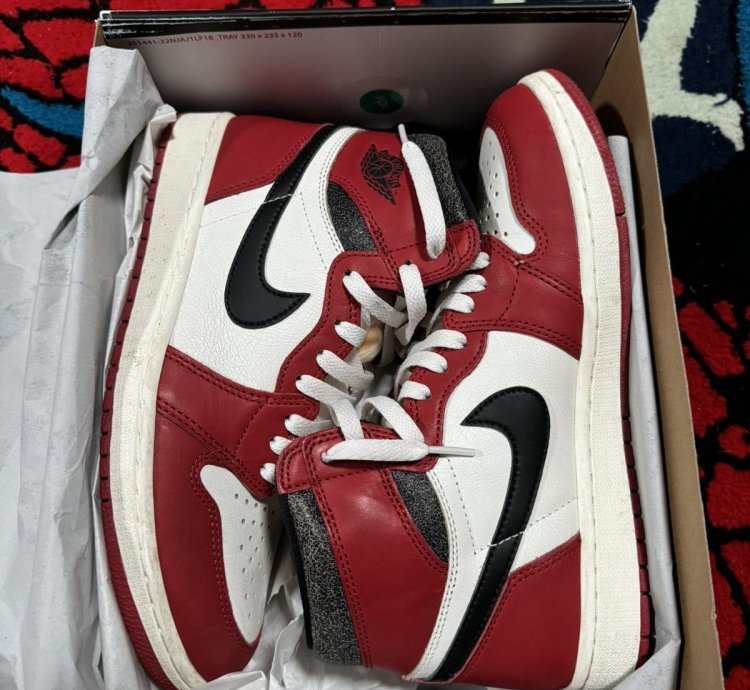 Jordan 1 Chicago- Lost And Found