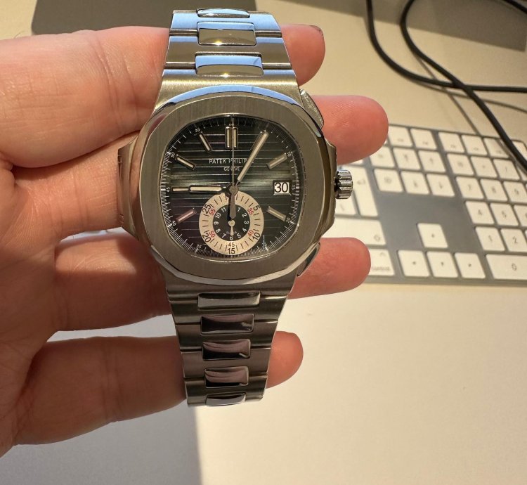 Patek Philippe Nautilus Great Condition Box Pusher And Archive Papers