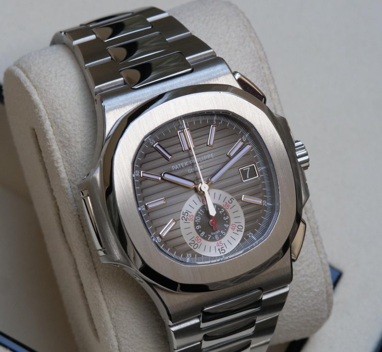 Patek Philippe Nautilus Grey Box Extrait De Registre