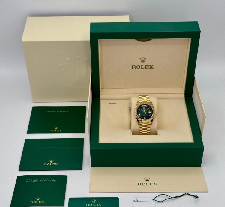 Rolex Day-date 40 New 2025 Day-date 40mm 228238 Presidential Green Ombre Dial