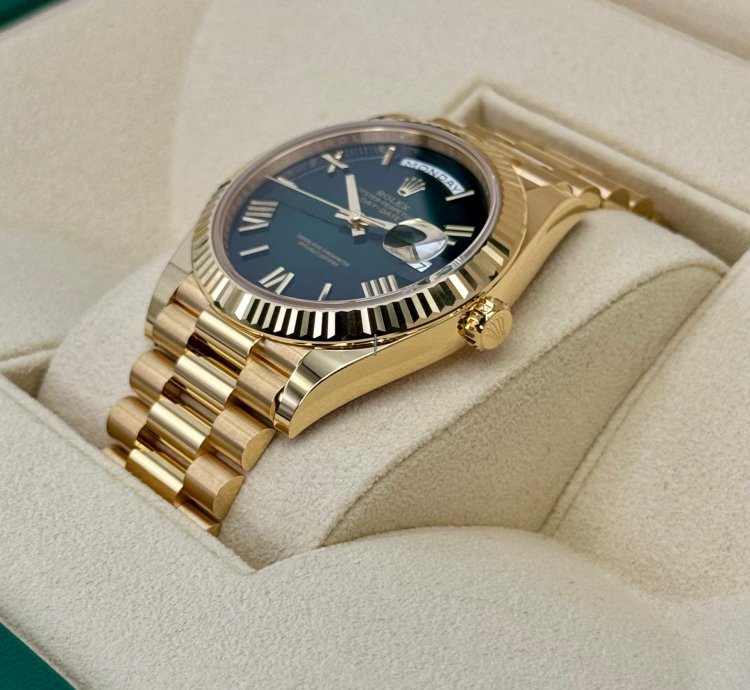 Rolex Day-date 40 New 2025 Day-date 40mm 228238 Presidential Green Ombre Dial