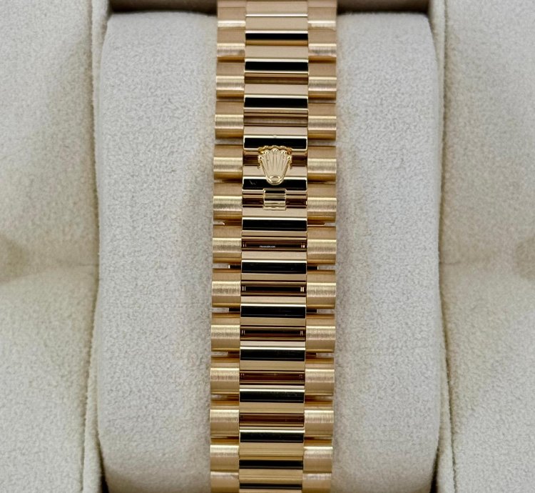 Rolex Day-date 40 New 2025 Day-date 40mm 228348rbr Diamond Paved Dial