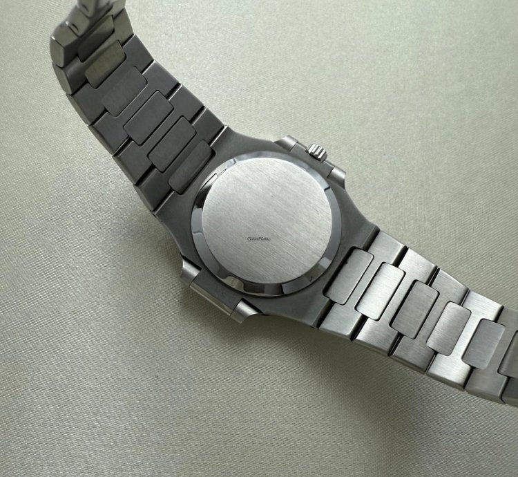 Patek Philippe Nautilus In Steel Roman Numerals Black Dial 3800 1a-001