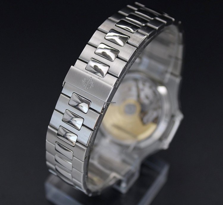Patek Philippe Nautilus In Stock Nautilus Blue Dial Serviced 2022 Unworn Condition