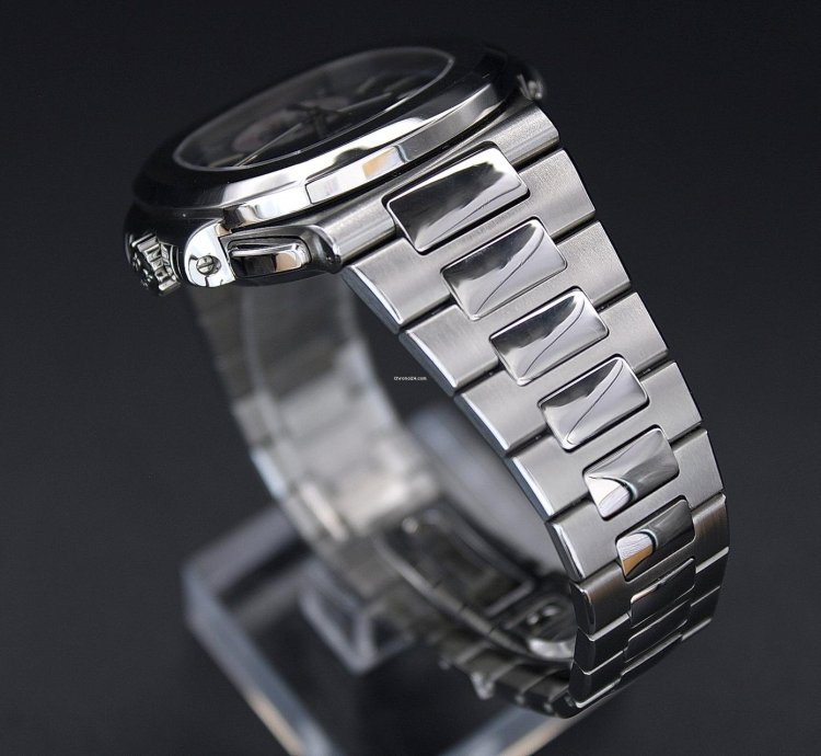 Patek Philippe Nautilus In Stock Nautilus Blue Dial Serviced 2022 Unworn Condition