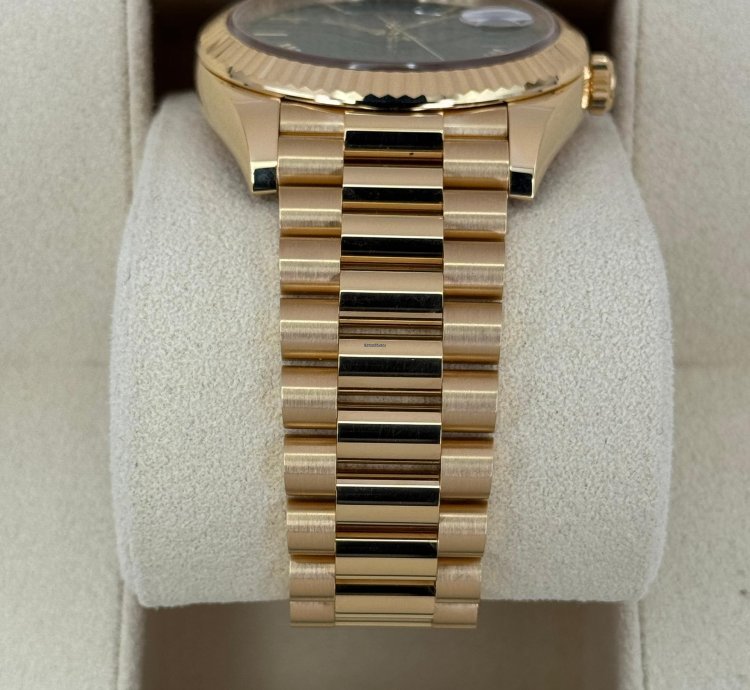 Rolex Day-date 40 New 2025 Rolex Day-date 40mm 228238 Presidential Green Dial