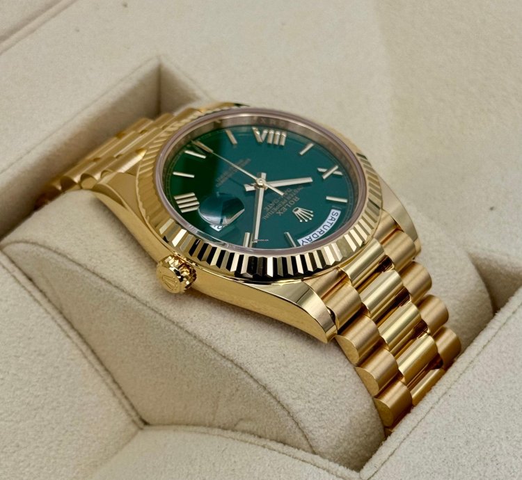 Rolex Day-date 40 New 2025 Rolex Day-date 40mm 228238 Presidential Green Dial