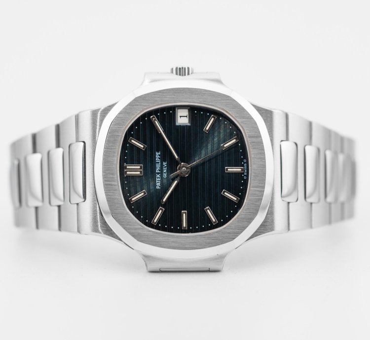 Patek Philippe Nautilus Italian Paper Full Set Nautilus Ref 3800 Blue Dial