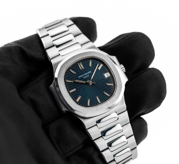 Patek Philippe Nautilus Italian Paper Full Set Nautilus Ref 3800 Blue Dial