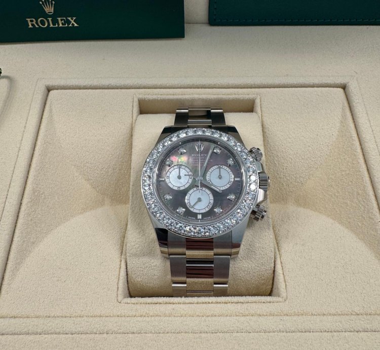 Rolex Daytona Mother Of Pearl Cosmograph Daytona Diamond Mother New December 2024 Diamond Panda White Tag Full Set
