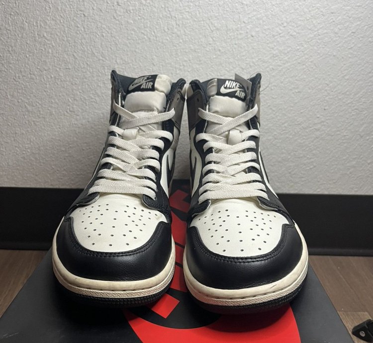 Jordan 1 High Dark Mocha
