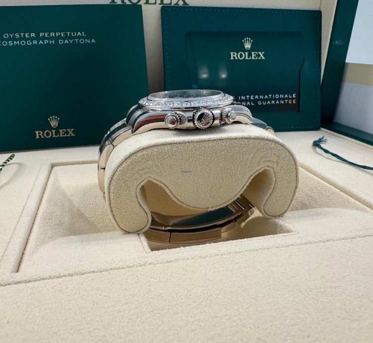 Rolex Daytona Mother Of Pearl Cosmograph Daytona Diamond Mother New December 2024 Diamond Panda White Tag Full Set