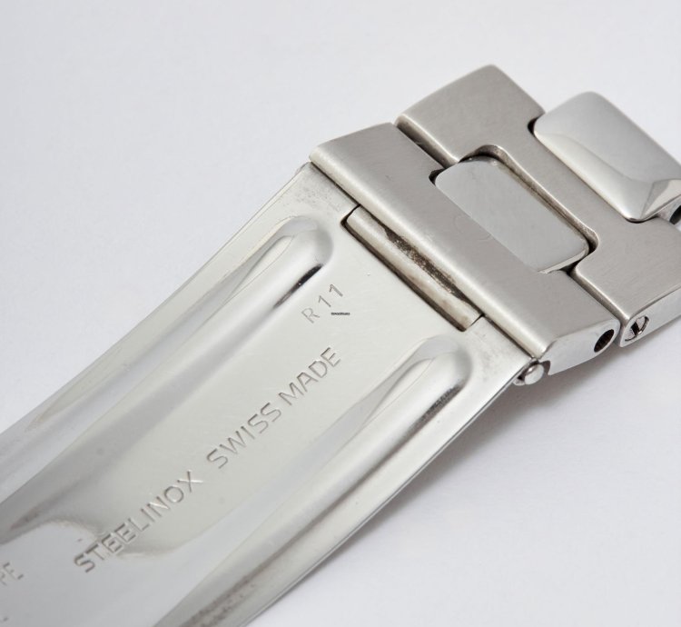 Patek Philippe Nautilus Jumbo