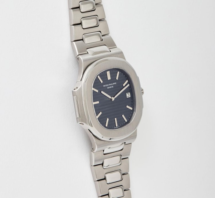 Patek Philippe Nautilus Jumbo