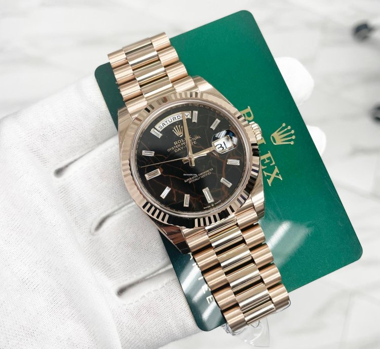 Rolex Day-date 40 New Day-date 40mm 228235 Presidential Rose Gold Eisenkiesel Baguette Diamond Dial
