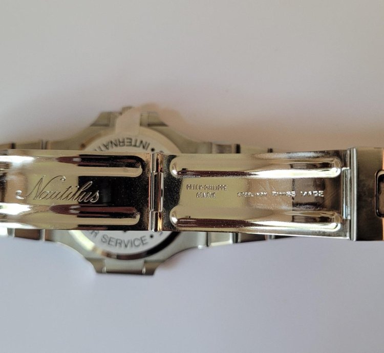 Patek Philippe Nautilus Jumbo 3700 1 1979 Originalpapiere Zertifikat Extract Archives