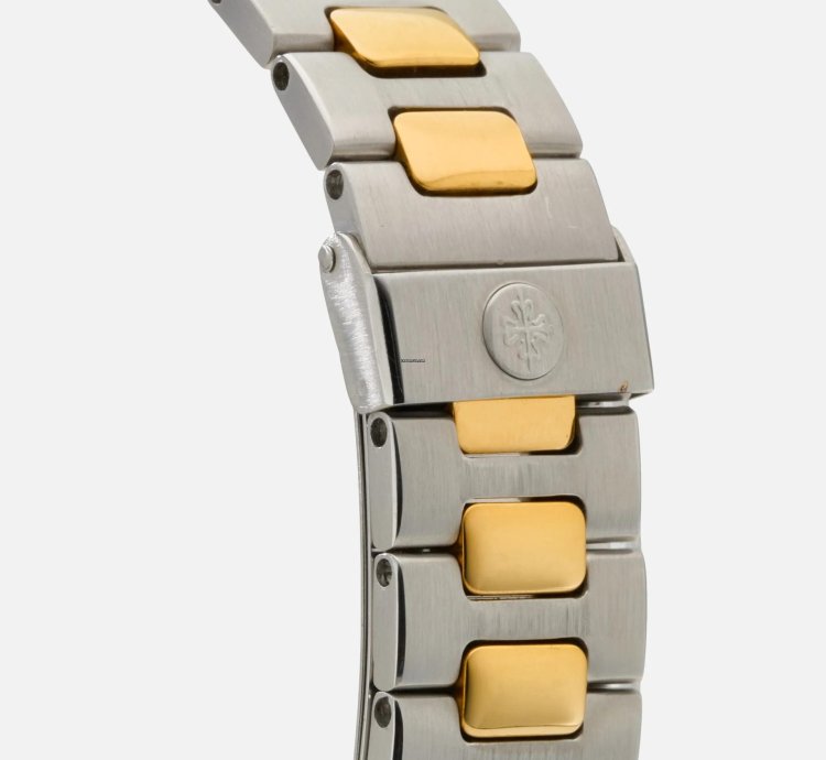 Patek Philippe Nautilus Jumbo 3700 1 1982 Box And Extract