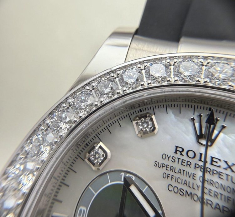 Rolex Daytona Mother Of Pearl Dial 126589rbr-0001