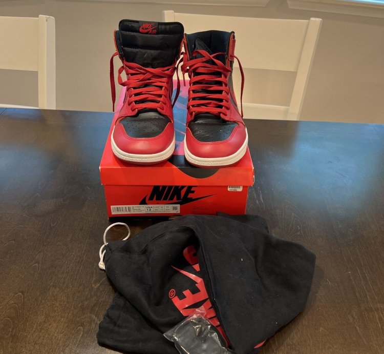 Jordan 1 High Og Varsity Red 85
