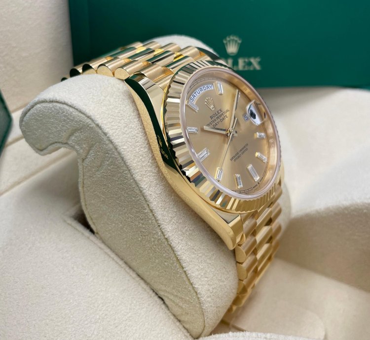 Rolex Day-date 40 New Day-date 40mm 228238 Yellow Gold Presidential Champagne Baguette Dial