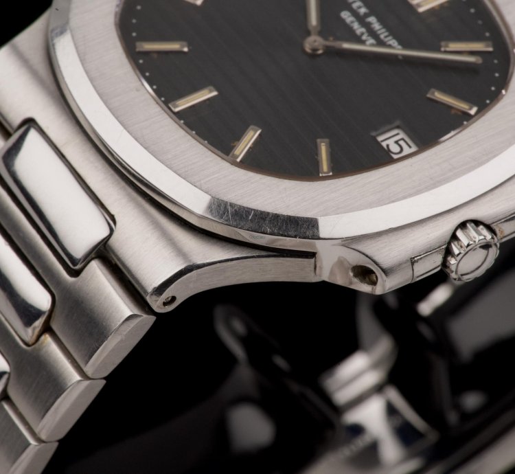 Patek Philippe Nautilus Jumbo 3700 With Box And Extract 1977