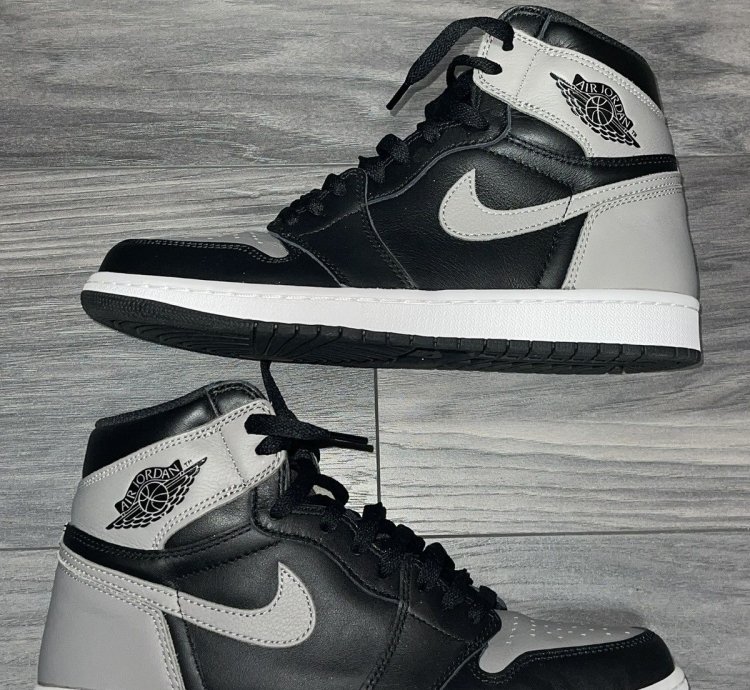 Jordan 1 High Shadow 2018 - Size 9