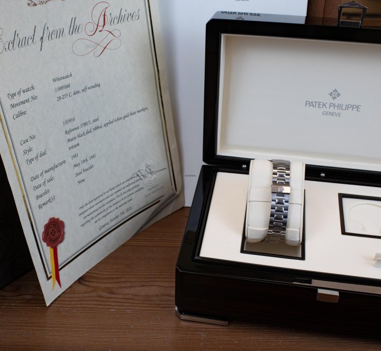 Patek Philippe Nautilus Jumbo 39mm