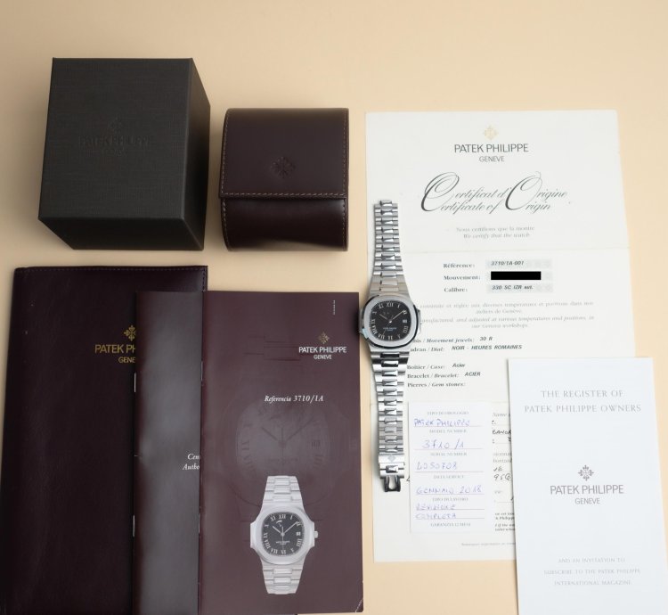 Patek Philippe Nautilus Jumbo Like New Full Set Power Reserve 3710 1a-001 1999
