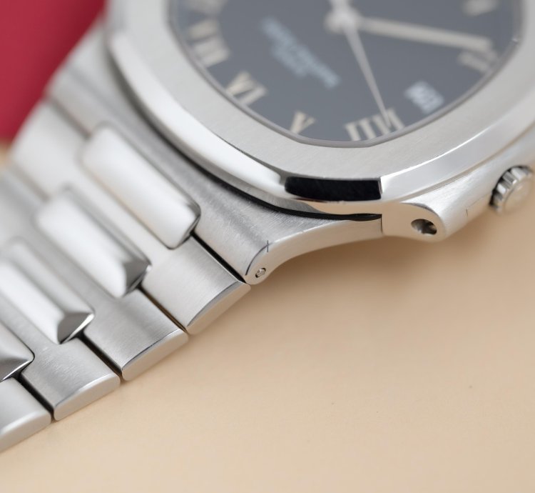 Patek Philippe Nautilus Jumbo Like New Full Set Power Reserve 3710 1a-001 1999