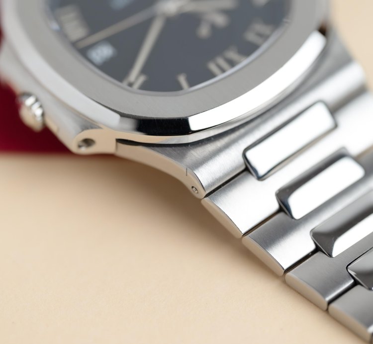 Patek Philippe Nautilus Jumbo Like New Full Set Power Reserve 3710 1a-001 1999