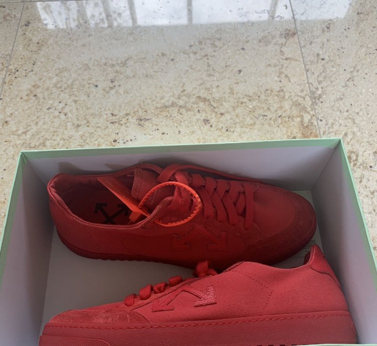 2 0 Low Top Red Sneakers