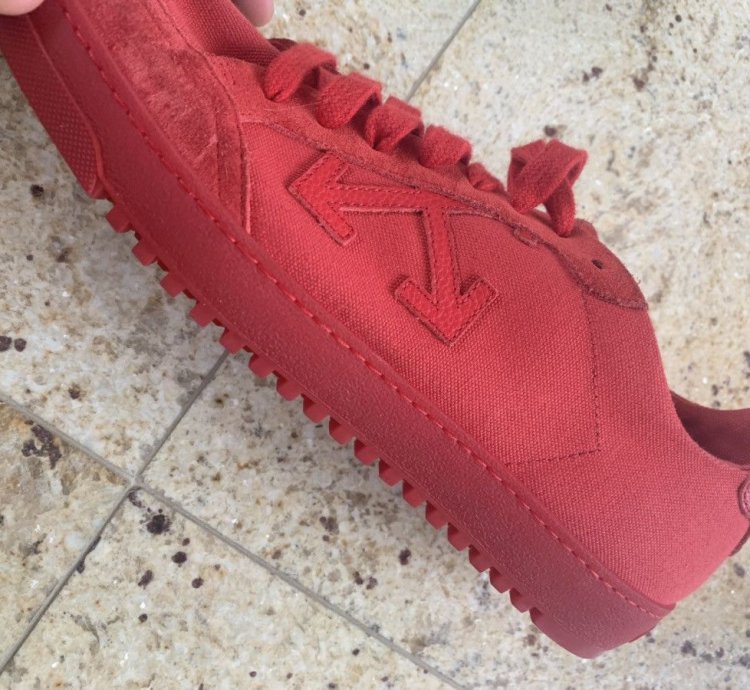 2 0 Low Top Red Sneakers