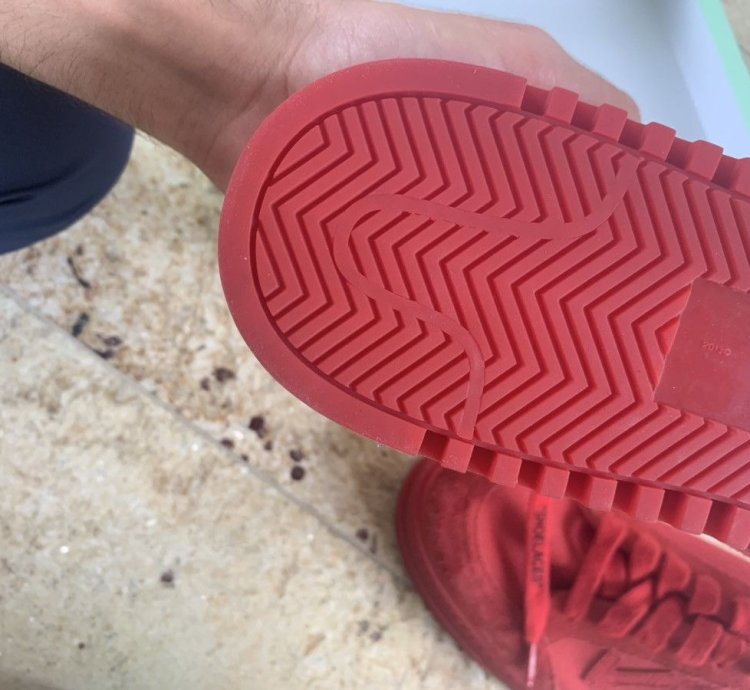2 0 Low Top Red Sneakers