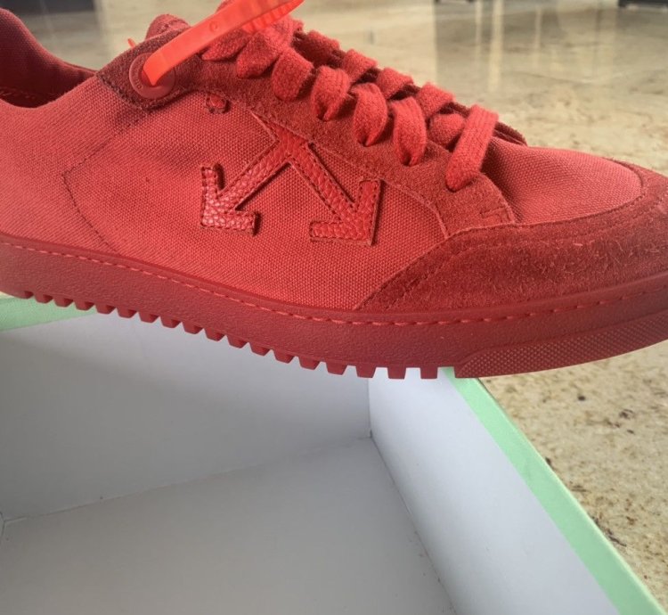 2 0 Low Top Red Sneakers