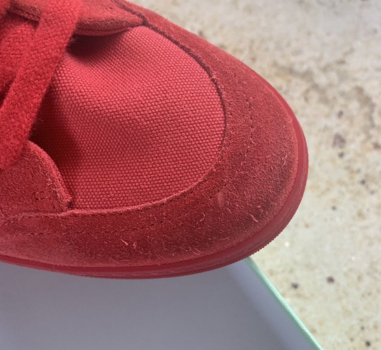 2 0 Low Top Red Sneakers
