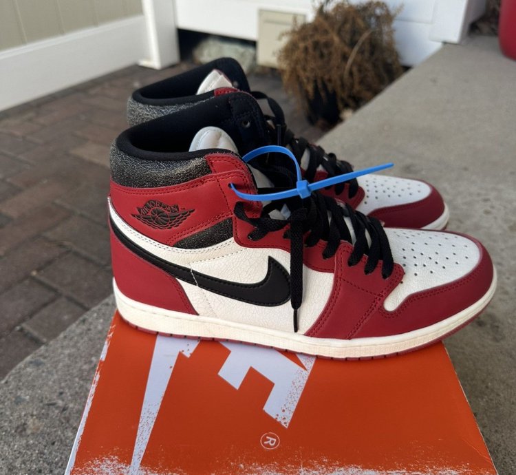 Jordan 1 Lost And Found Size 11