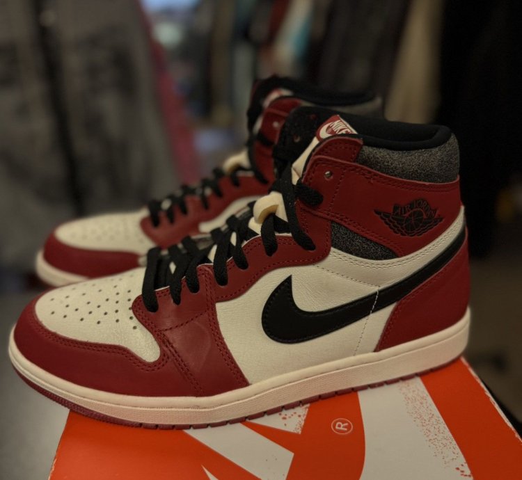 Jordan 1 Lost Found Size 11 dz5485-612 Clean
