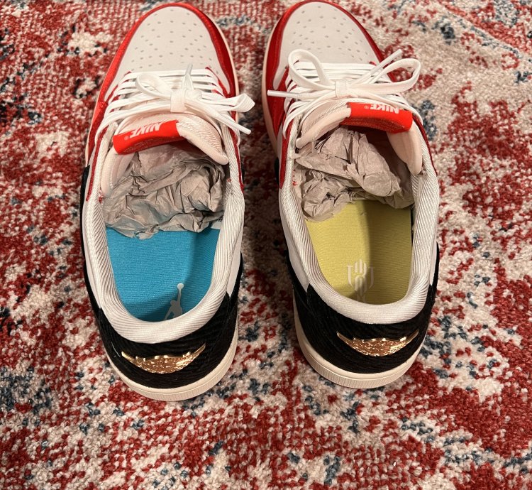 Jordan 1 Low Og Sp Rookie Card - Away