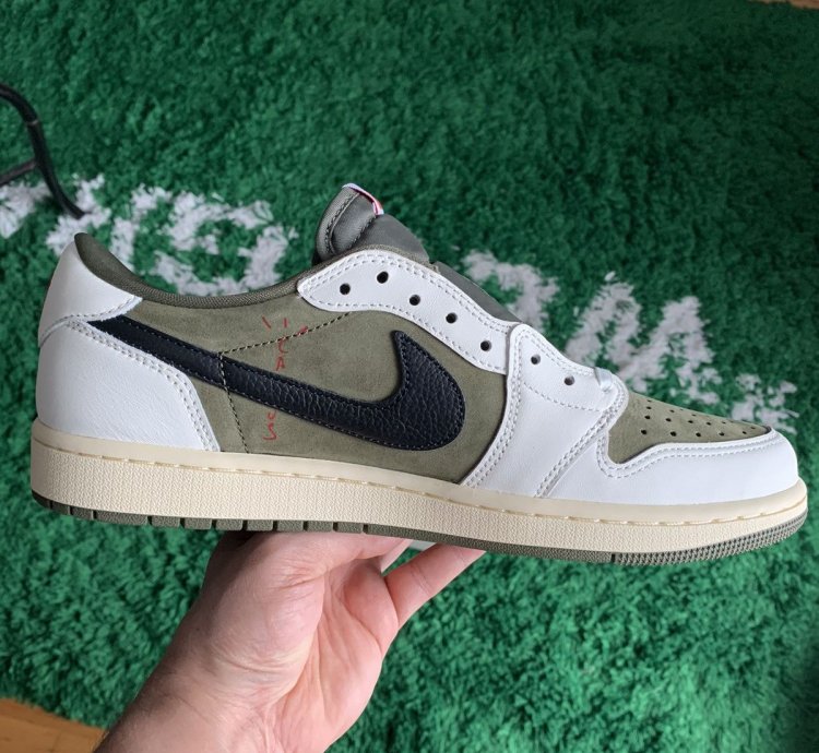 Jordan 1 Low Travis Scott Medium Olive