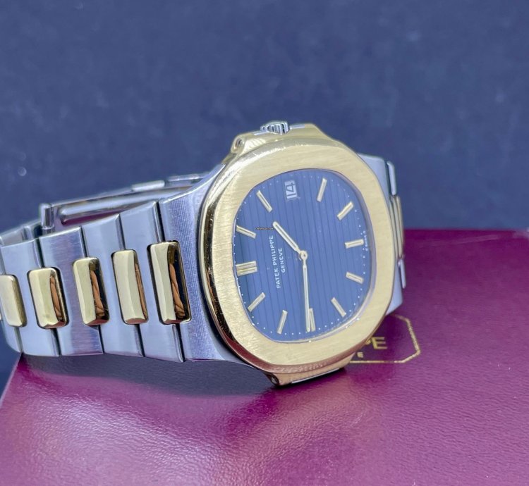 Patek Philippe Nautilus Jumbo Steel Gold Box Papers 1980