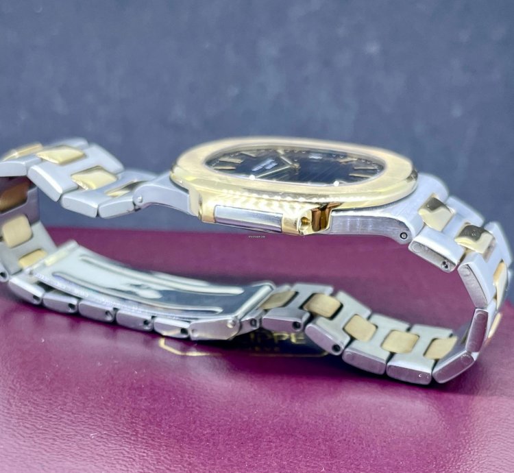 Patek Philippe Nautilus Jumbo Steel Gold Box Papers 1980